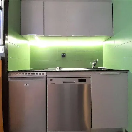 6 Pers A Piau-engaly Avec Balcon Et Vue Sur Pistes - Fr-1-457-302 *